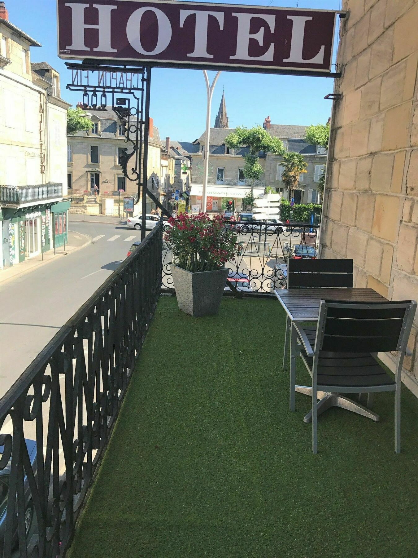 Citotel Hotel Le Chapon Fin Μπριβ-λα-Γκαγιάρντ Εξωτερικό φωτογραφία